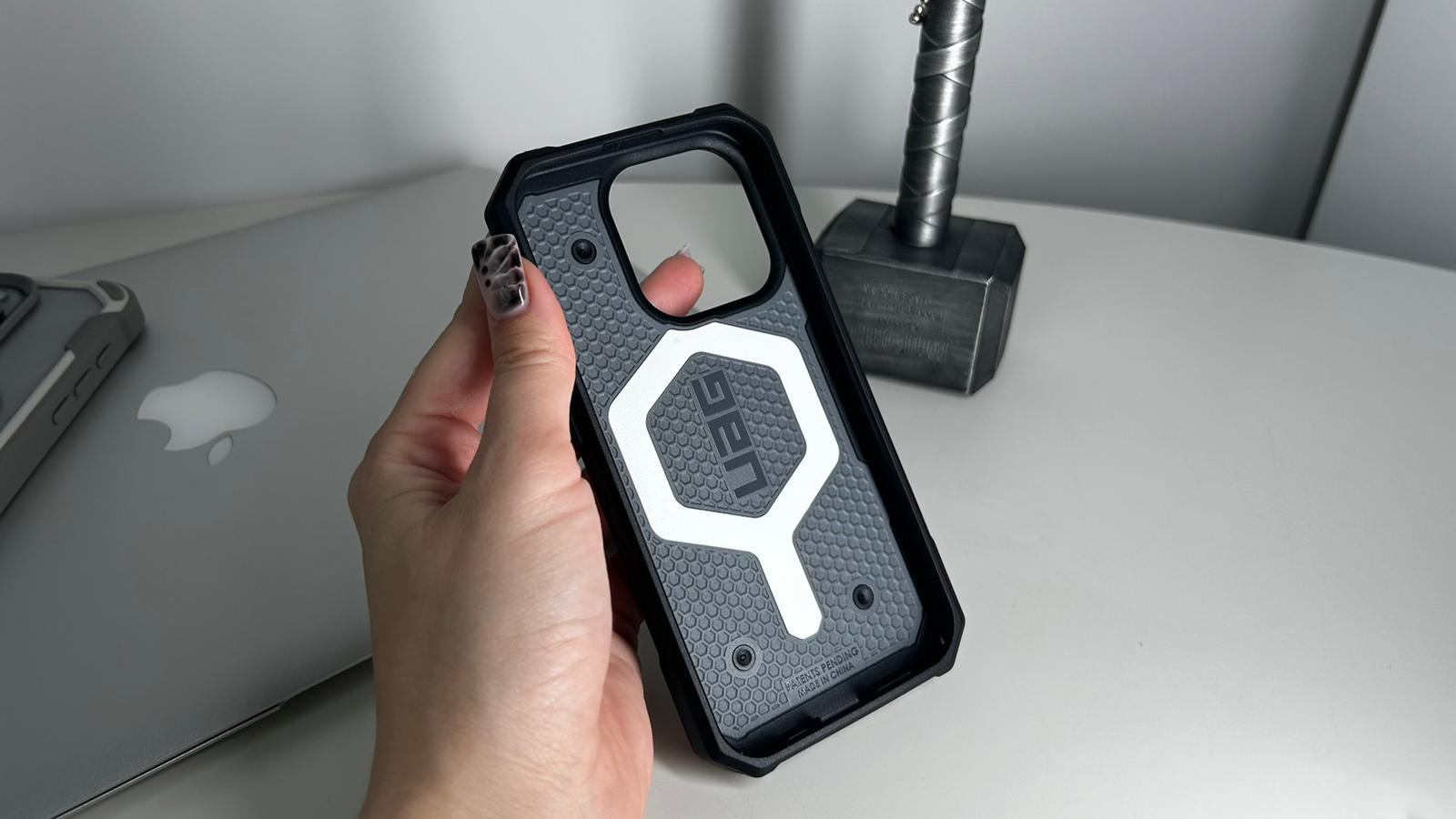 TOP 5 pancernych etui do iPhone 15 Pro